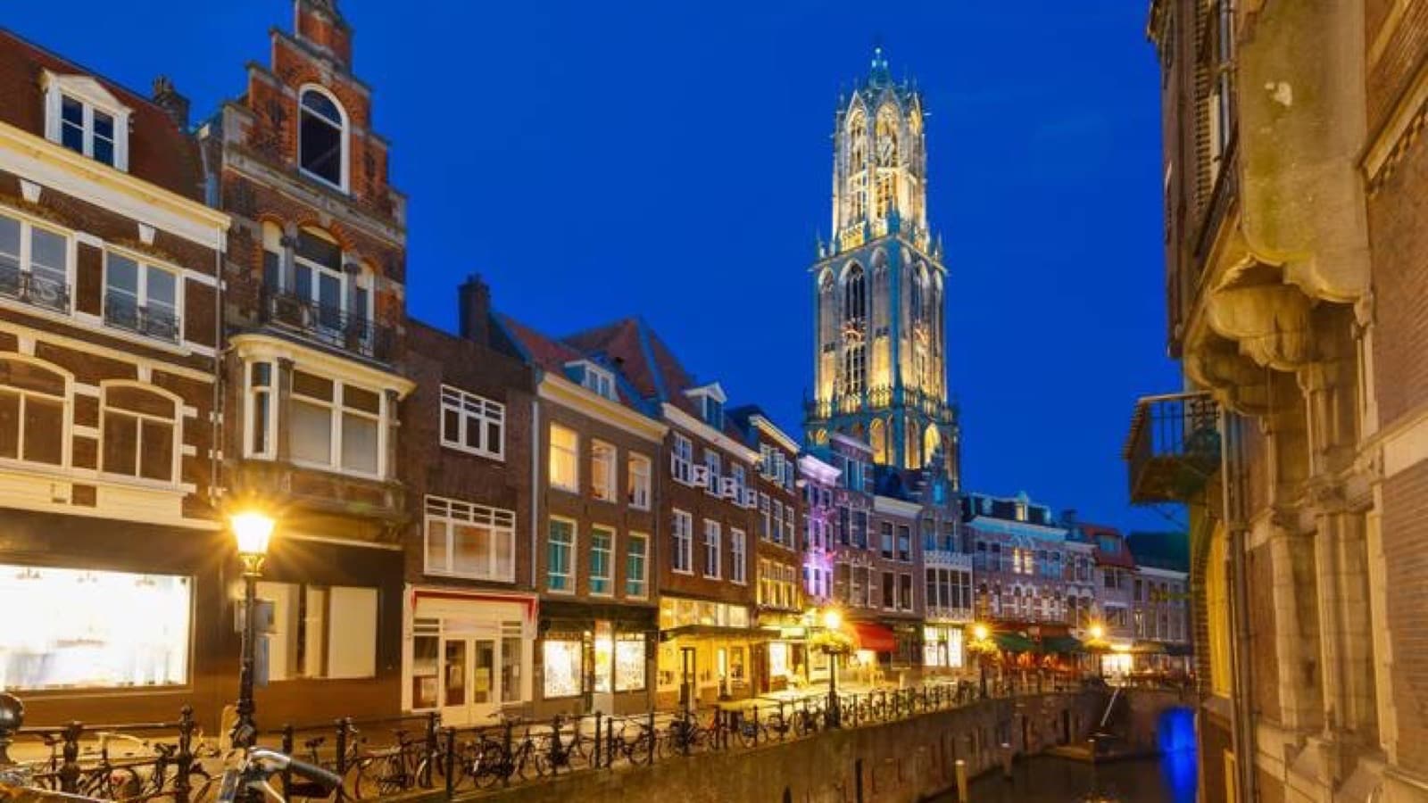 Städtetrip nach Utrecht mit Tickets für das Schloss De Haar foto 1