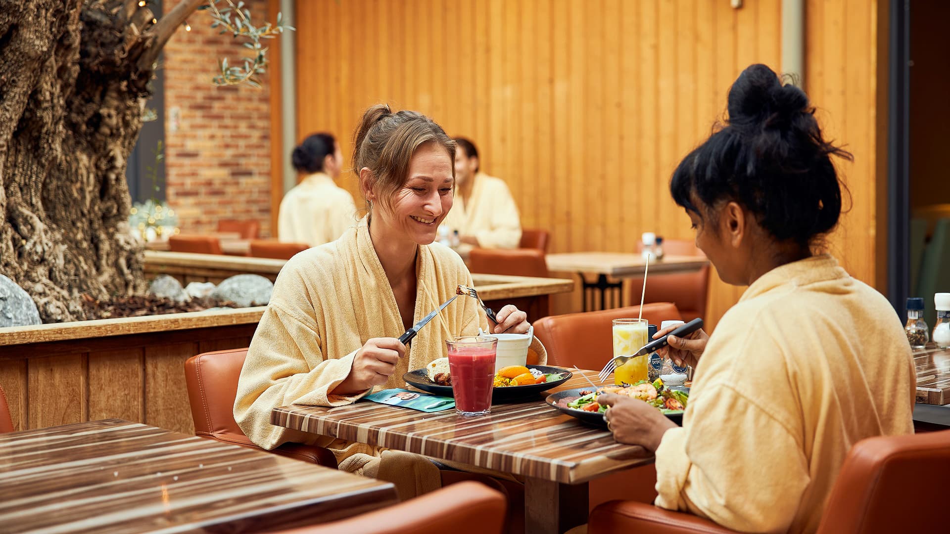 Wellness-Tag bei SpaSense mit Hotel und Frühstück foto 3